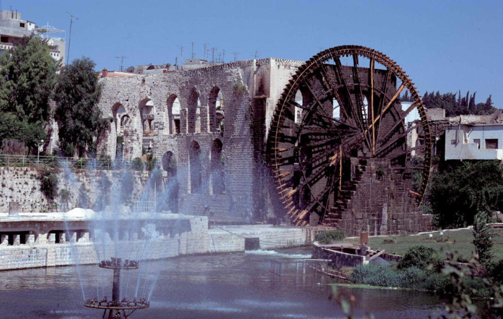 6 Noria w fountain Hafian